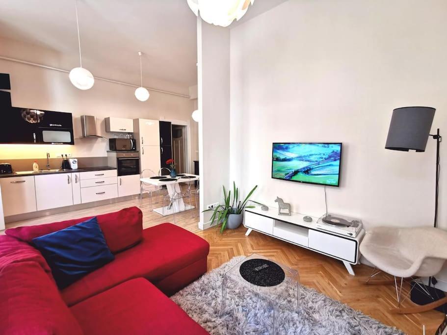 Luxury Apartment Near Astoria With Ac 부다페스트 외부 사진
